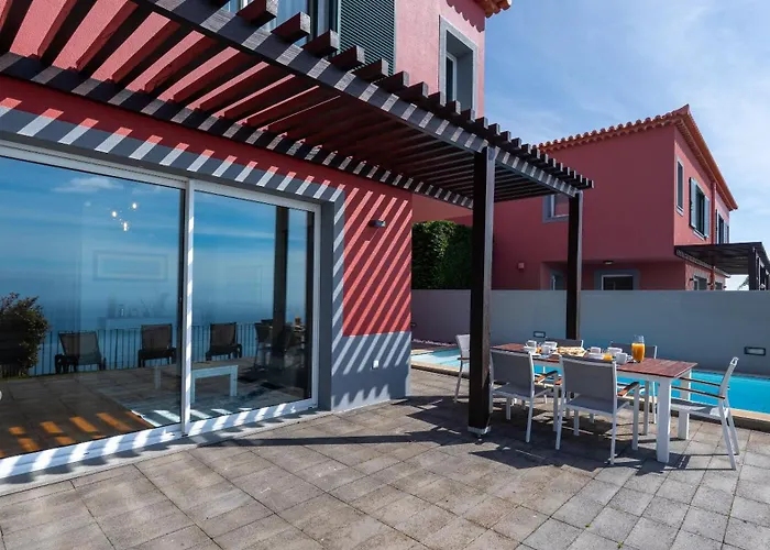 Duskline By Lovelystay Arco da Calheta (Madeira)