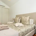 Duskline By Lovelystay Arco da Calheta (Madeira)